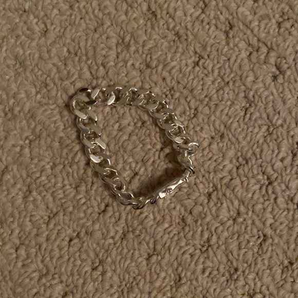925 Sterling silver bracelet. Measures 7 3/4 inches. Heavy weight. - Picture 1 of 4